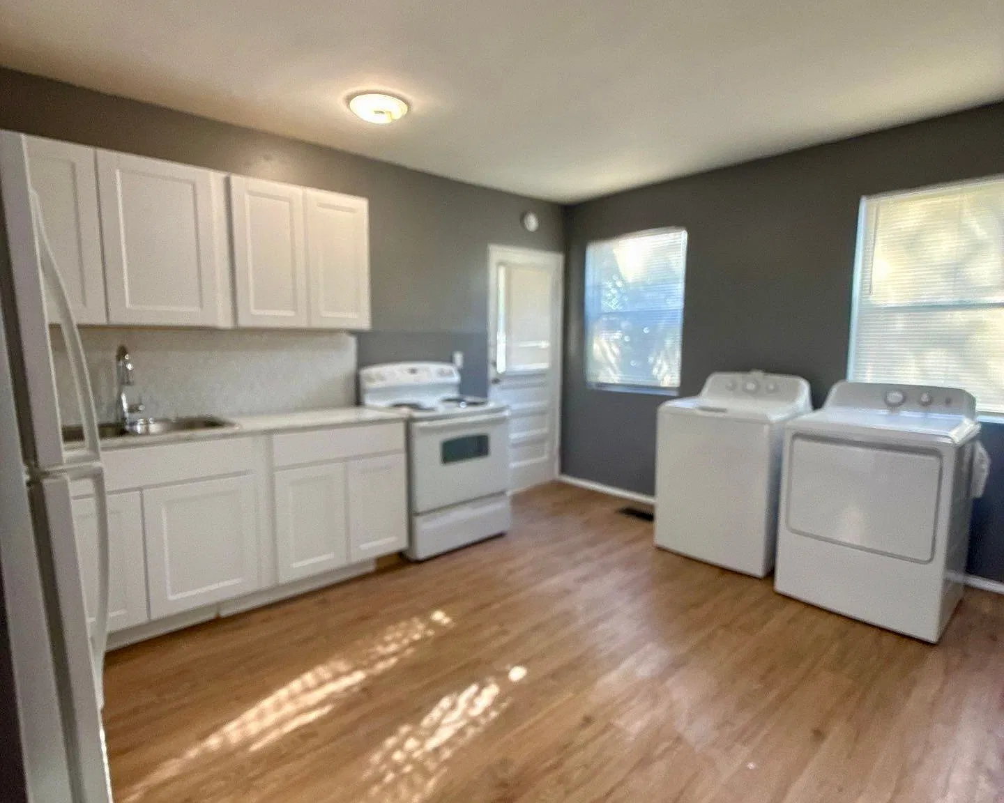 Great affordable apartment in St. Nicholas! — Photo 4