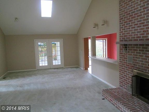2nd image of 4358 Hill Crest Ln