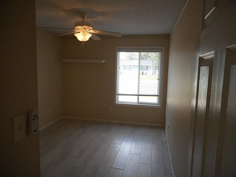 1729 Quiet Oak Ln — Photo 20