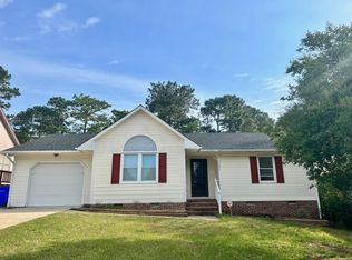 5696 Pepperbush Dr, Fayetteville, NC 28304
