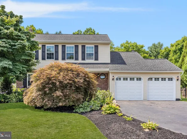 354 Cambridge Ln, Newtown, PA 18940