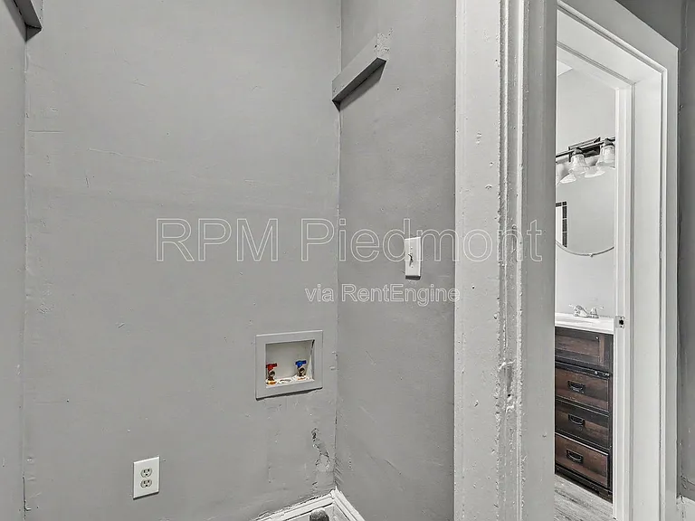 3181 Church St #A — Photo 21
