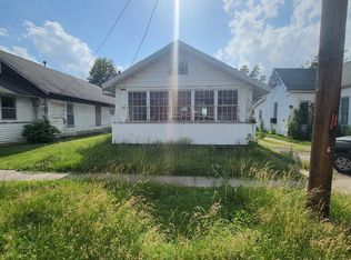 203 S Roosevelt Ave, Robinson, IL 62454