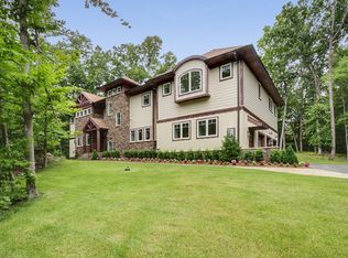 41 Stone House Rd, Kinnelon, NJ 07405