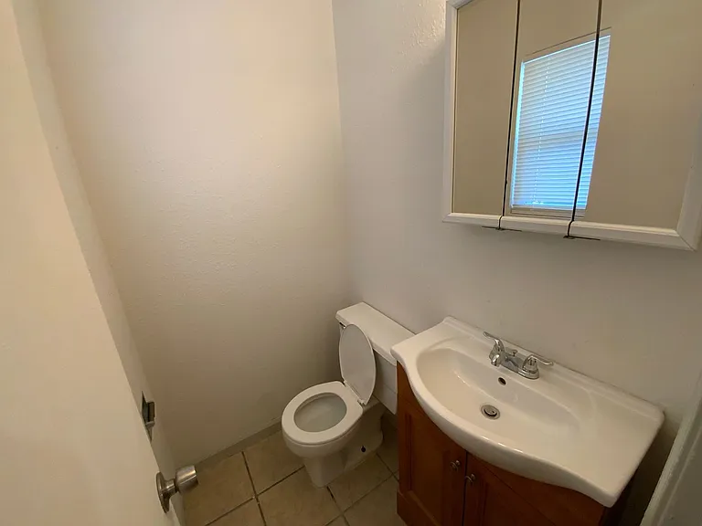 1630 W Amos Dr — Photo 18