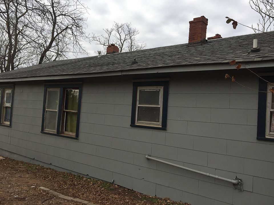 2nd image of 417 SE 27th St