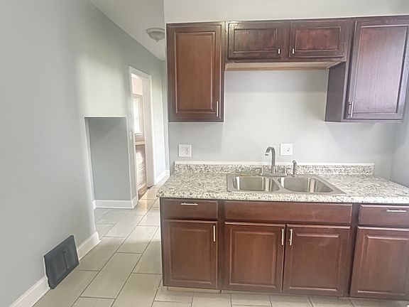 5th image of 5759 S Wolcott Ave #1