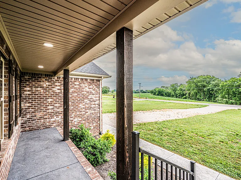 10299 Smiths Grove Scottsville Rd — Photo 5