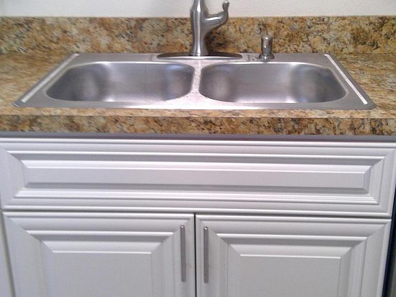 4th image of 7060 Fontainebleau Cres