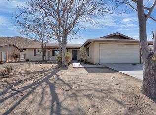 57375 Navajo Trl, Yucca Valley, CA 92284