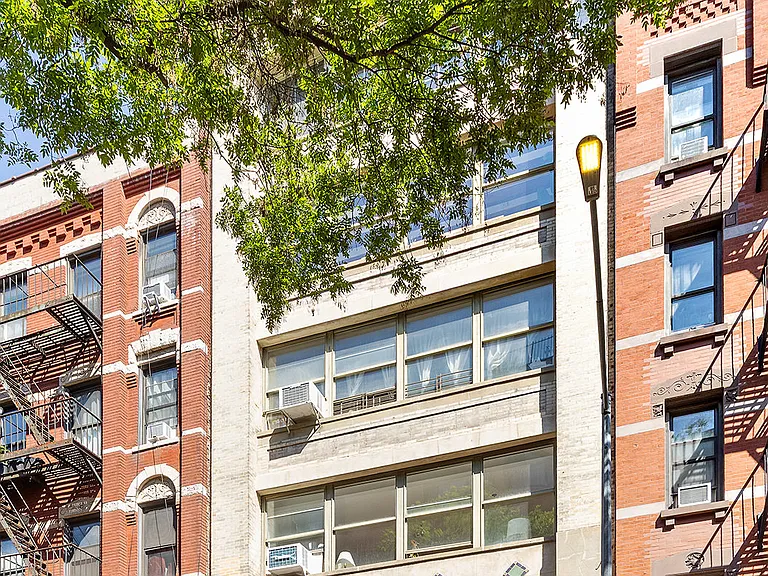 9 Jones St #2 — Photo 9