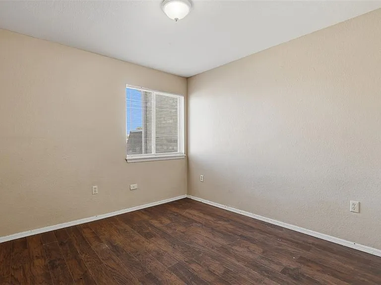 1628 Claudia Dr — Photo 26