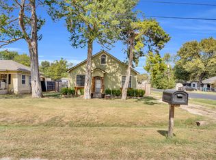 113 E Criddle St, Waxahachie, TX 75165