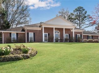 665 Rounsaville Rd, Roswell, GA 30076