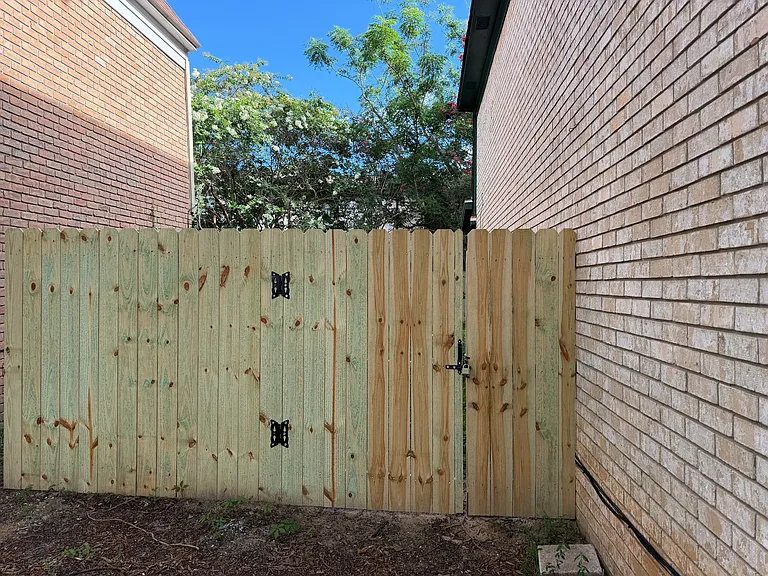 2107 Langley Ave — Photo 18