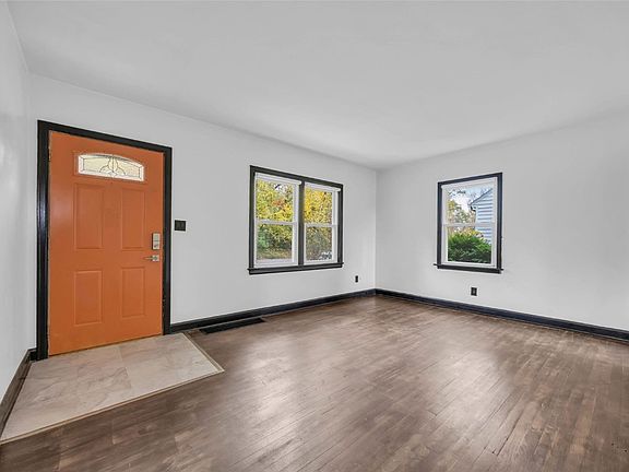 5th image of 1839 K Ave NE
