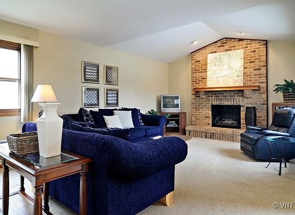 5th image of 2564 N Haddow Ave