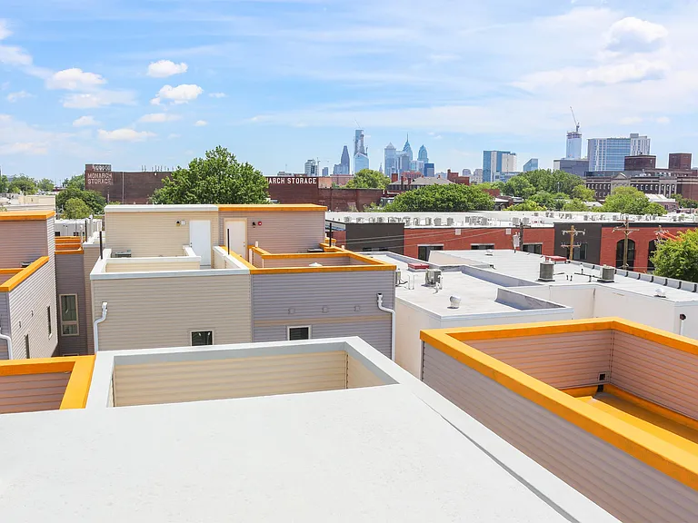 441 N Wiota St #3 — Photo 3