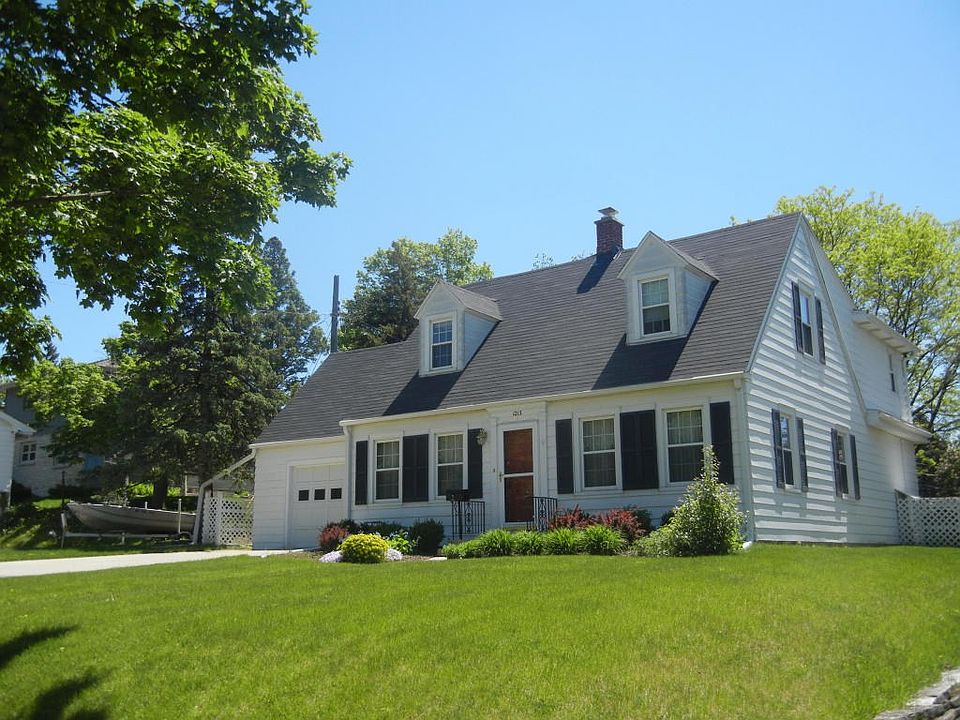 Beautiful curb appeal