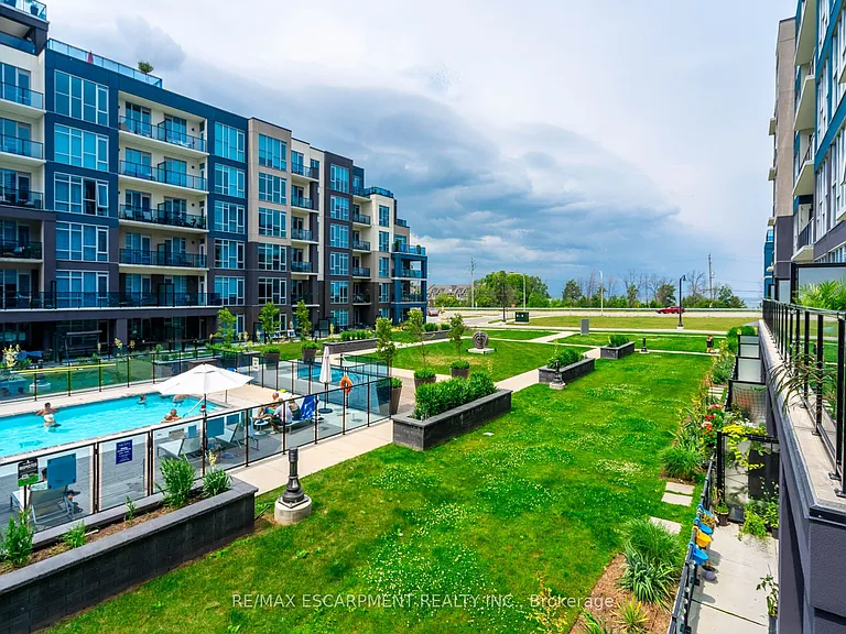 16 Concord Pl S #205 — Photo 47