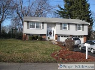 686 Ryland Dr, Pittsburgh, PA