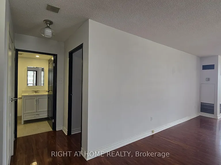 550 Webb Dr #914 — Photo 28