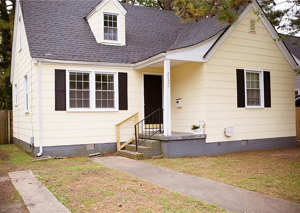 1st image of 2620 Somme Ave
