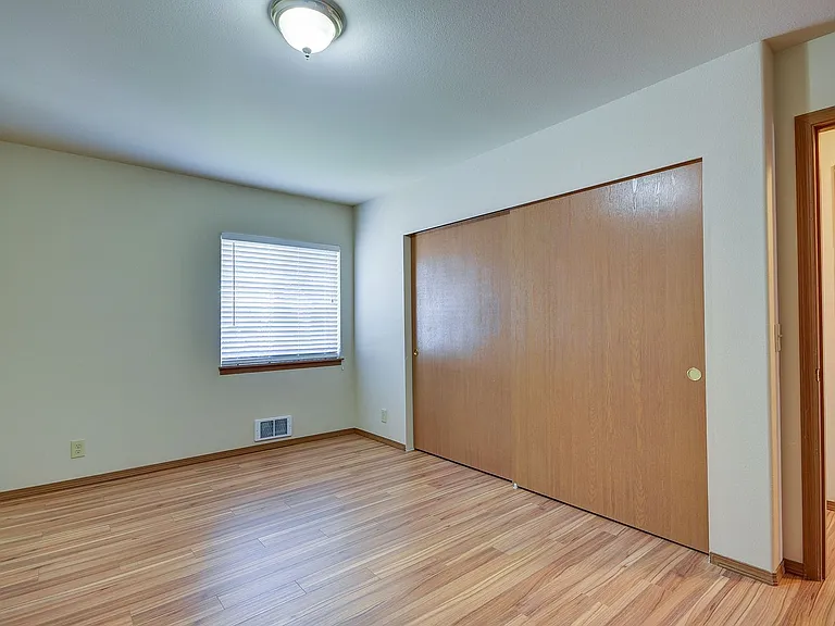M0833 Arbor Terrace Condo's — Photo 39