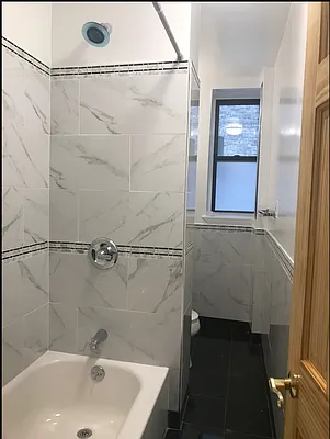 Rented by Compass | media 21