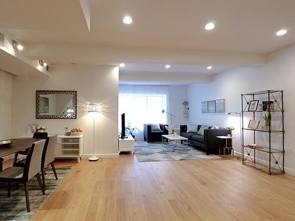 3rd image of 11 E 17th St #4H