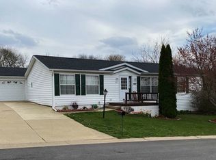 8425 Willowtree, Lane, IL 61115