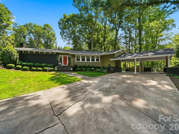 120 Woodland Dr, Morganton, NC 28655