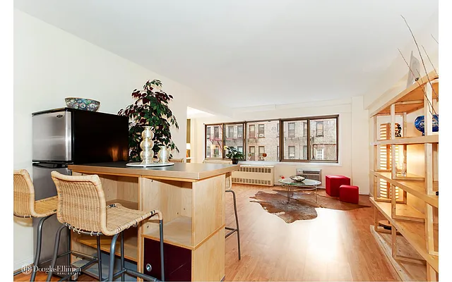 Rented by Douglas Elliman | media 7