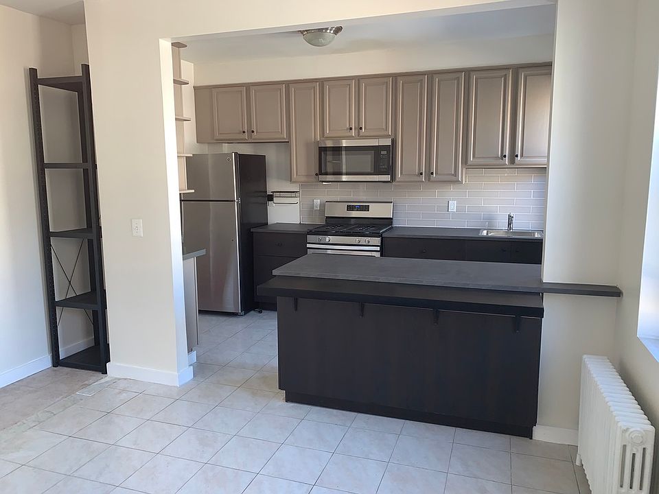 1st image of 23-23 29th Ave #2
