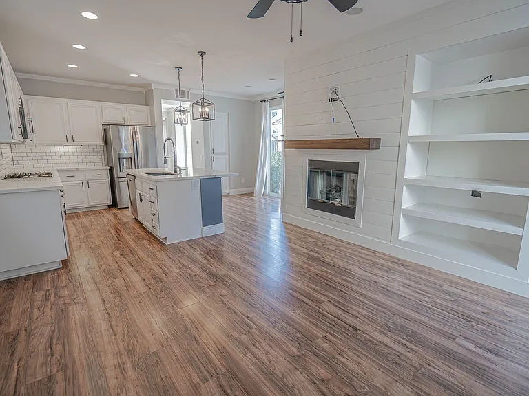 23239 Barnacle Ln — Photo 6