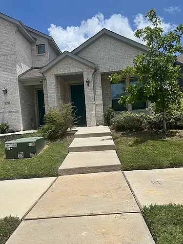 6712 Glimfeather Dr Photo 1