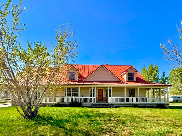2405 S Lower Boulder Rd, Boulder, UT 84716