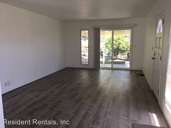 2nd image of 76-287 Kanaka St