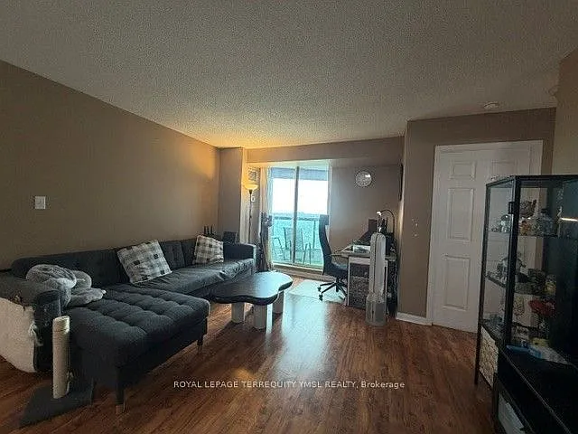 23 Lorraine Dr #1809 — Photo 7