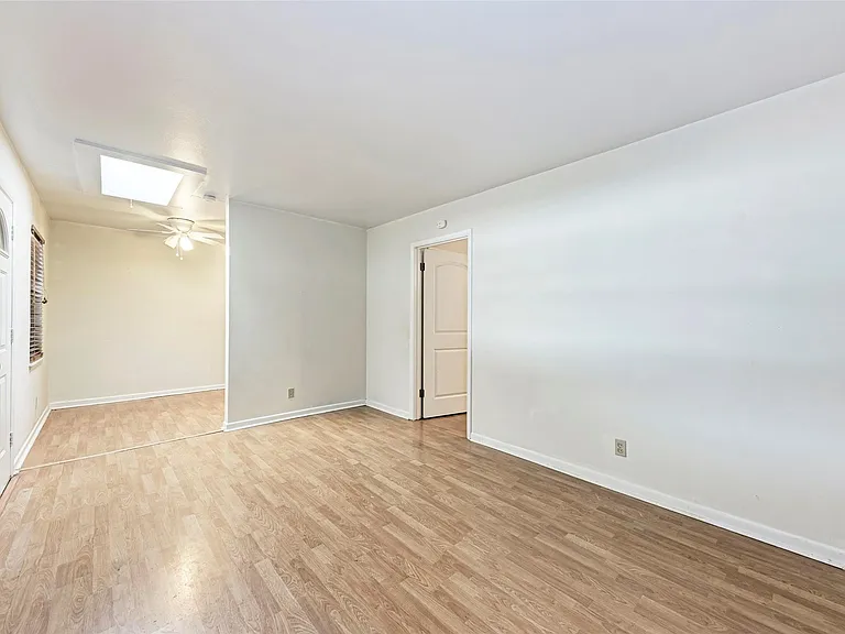 1805 Mohle Dr #B — Photo 6
