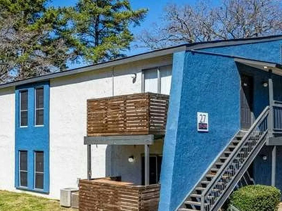 Building Photo 5