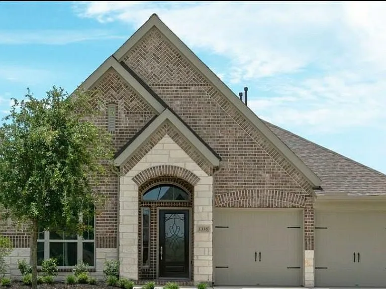 1335 Paradise Creek Ln — Photo 1