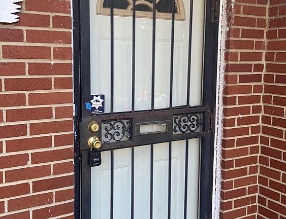 3rd image of 1122 Philadelphia Dr