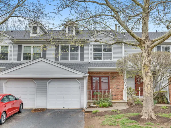 30 Birch Ter, Mount Arlington, NJ 07856