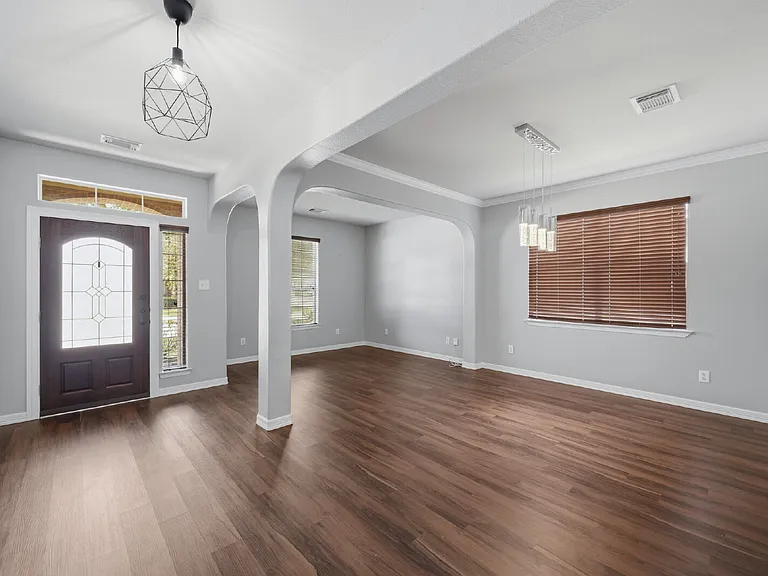 13306 Hickory Springs Ln — Photo 2