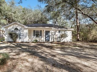 218 County Highway 1087, Defuniak Springs, FL 32433