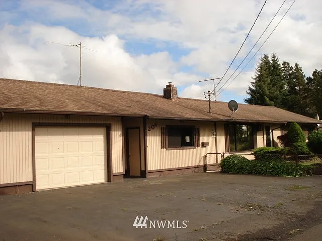204 Wooding Street photo 1