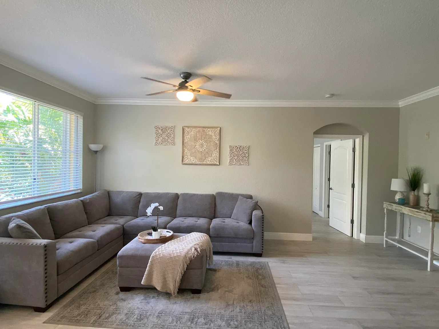 2 bed, 2.0 bath, 1345 sqft, $6,000 — Photo 4