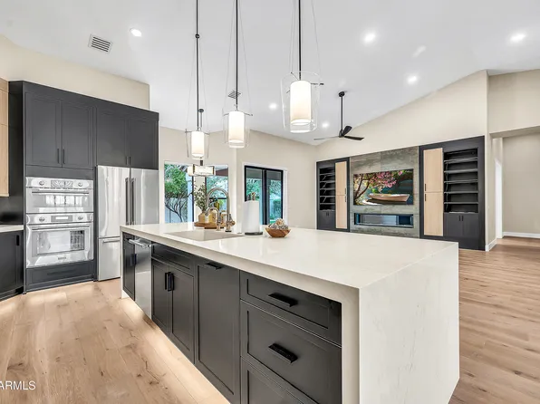 6421 E WINCHCOMB Drive, Scottsdale, AZ 85254