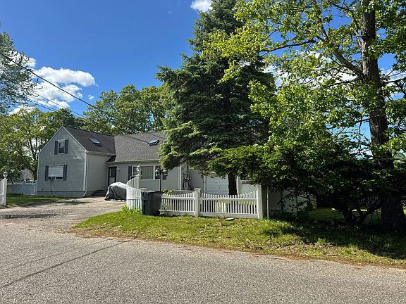 2nd image of 63 Washington Ave